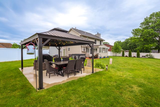 6330 Savannah Avenue, Portage, IN 46368