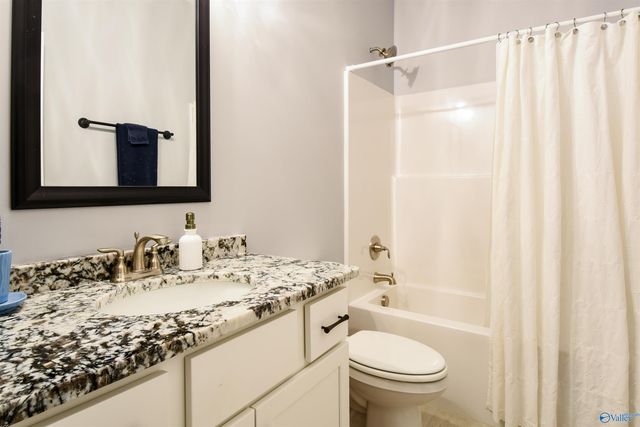 204 Charlie Lee Circle, Meridianville, AL 35759