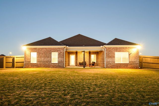 204 Charlie Lee Circle, Meridianville, AL 35759