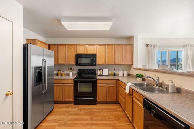 8821 Sunset Breeze Drive, Reno, NV 89506