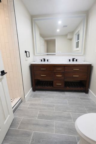 40 Alpha Rd 2, Boston, MA 02124