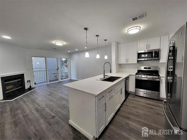 722 Edpas Road, New Brunswick, NJ 08901