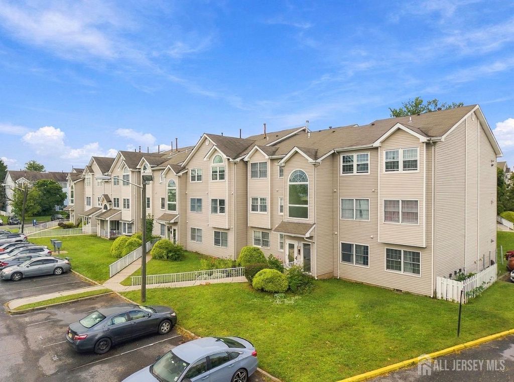 722 Edpas Road, New Brunswick, NJ 08901