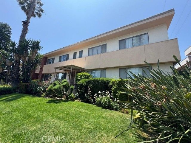 1755 N Berendo Street 28, Los Angeles, CA 90027