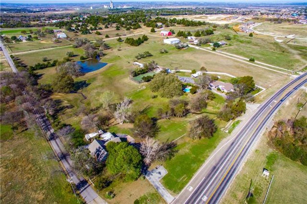 3051 FM 663, Midlothian, TX 76065