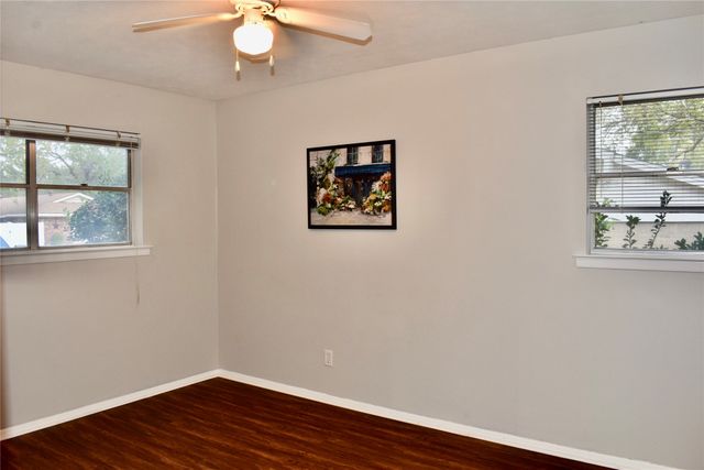 1405 Brookside Drive, Hurst, TX 76053