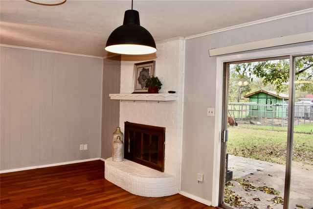 1405 Brookside Drive, Hurst, TX 76053