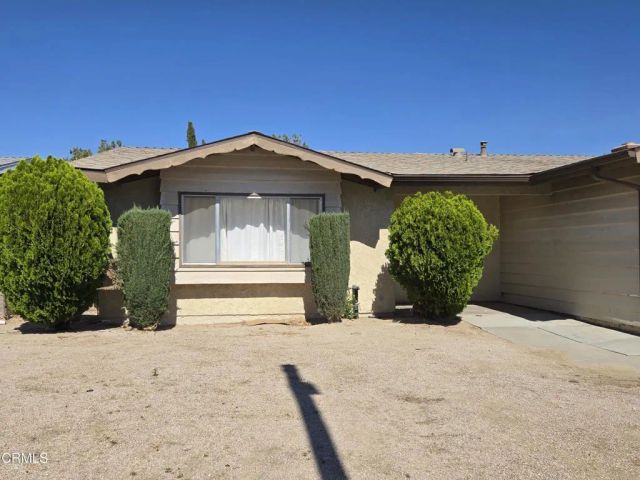 45650 Fig Avenue, Lancaster, CA 93534