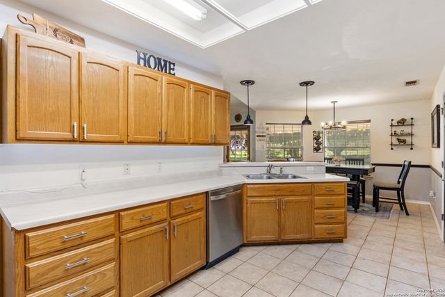 15563 S Skaggs, Atascosa, TX 78002