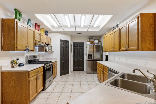 15563 S Skaggs, Atascosa, TX 78002