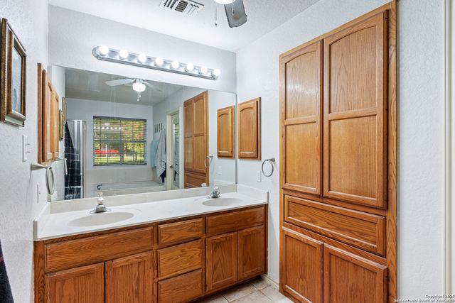 15563 S Skaggs, Atascosa, TX 78002