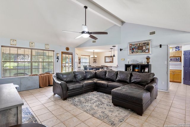15563 S Skaggs, Atascosa, TX 78002