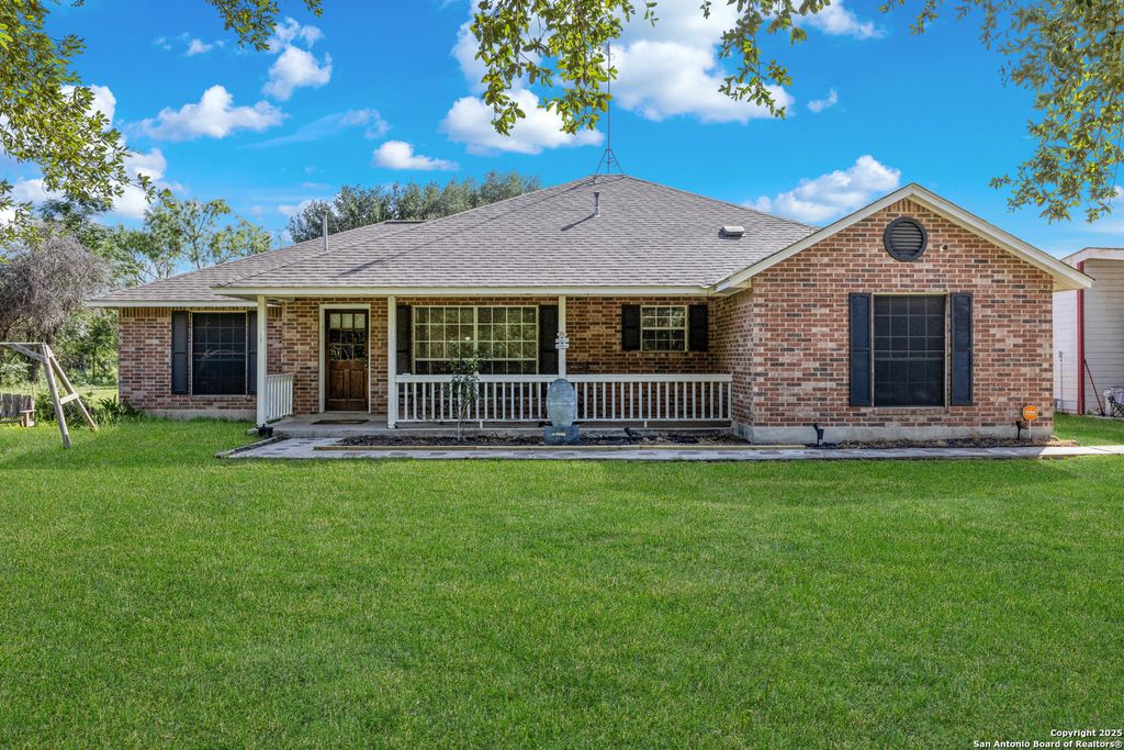 15563 S Skaggs, Atascosa, TX 78002