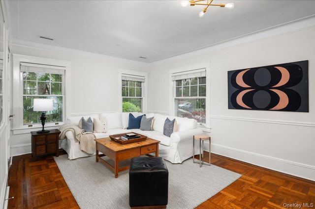 33 Young Avenue, Pelham, NY 10803