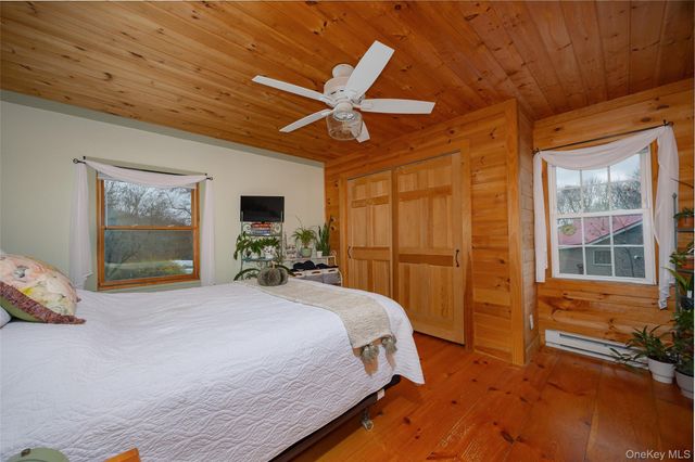 18 Hummingbird, Staatsburg, NY 12580