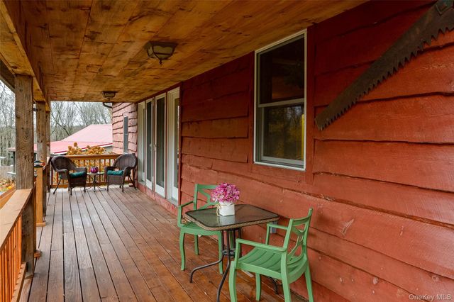 18 Hummingbird, Staatsburg, NY 12580