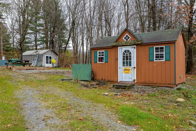 18 Hummingbird, Staatsburg, NY 12580