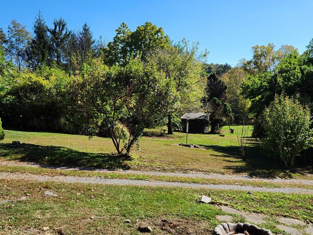 18 Hummingbird, Staatsburg, NY 12580