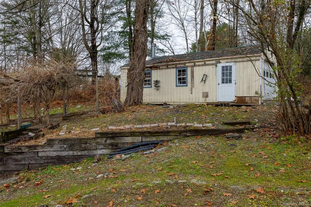 18 Hummingbird, Staatsburg, NY 12580