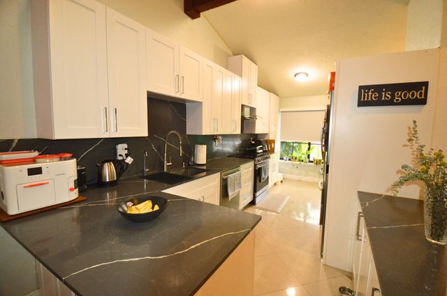 2280 Poinsetta Court, Pembroke Pines, FL 33026