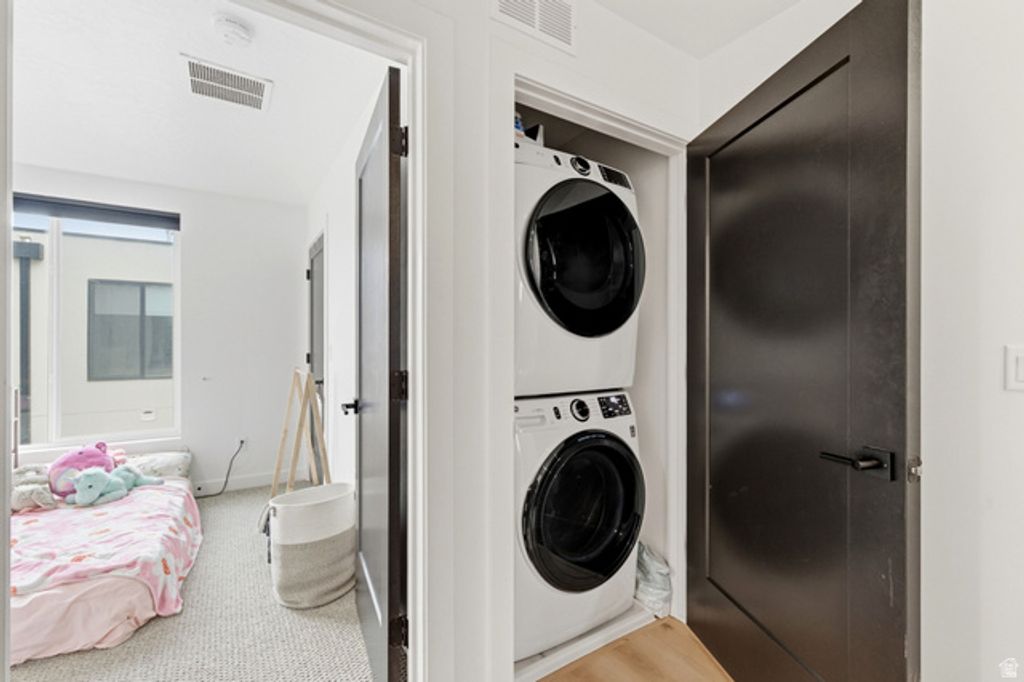 Image 15 of property listing at 351 W 800 N #9, Salt Lake City, UT 84103