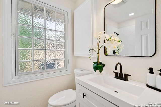 4838 BILL ANDERS, Kirby, TX 78219