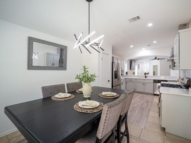 3900 Sojourner ST, Austin, TX 78725