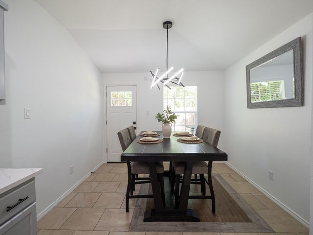 3900 Sojourner ST, Austin, TX 78725