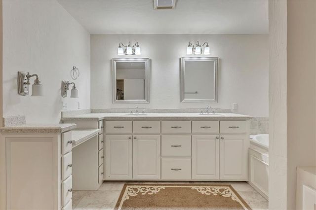 180 Misty Morning Drive, Choctaw, OK 73020