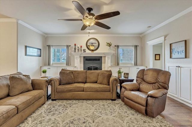 180 Misty Morning Drive, Choctaw, OK 73020