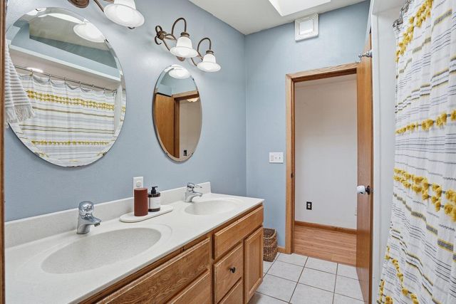 497 Sugar Hill Road, Brooklyn, WI 53521