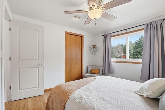 497 Sugar Hill Road, Brooklyn, WI 53521