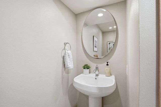 497 Sugar Hill Road, Brooklyn, WI 53521