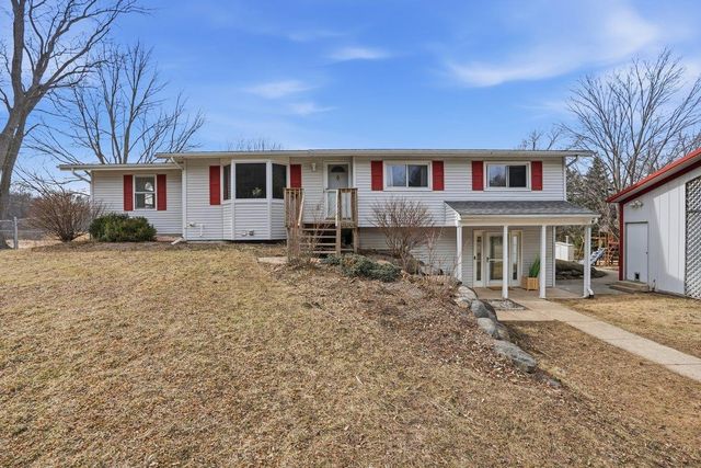 497 Sugar Hill Road, Brooklyn, WI 53521