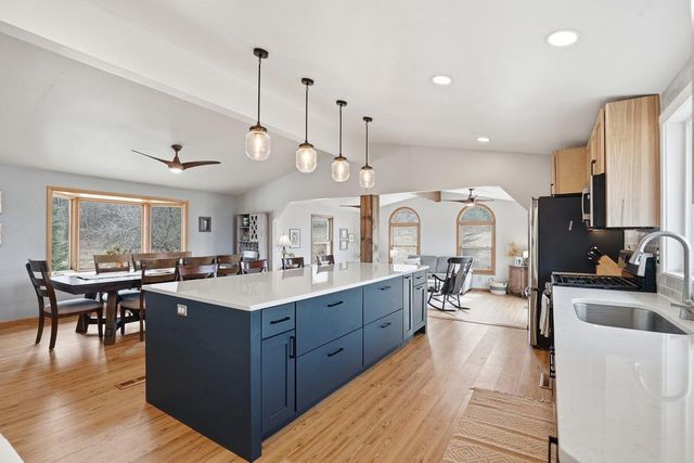 497 Sugar Hill Road, Brooklyn, WI 53521