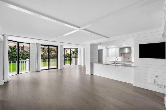 2917 S Ocean Boulevard 104, Highland Beach, FL 33487