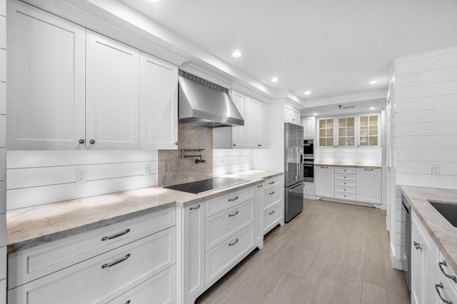 2917 S Ocean Boulevard 104, Highland Beach, FL 33487