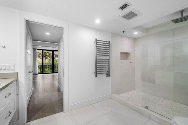 2917 S Ocean Boulevard 104, Highland Beach, FL 33487