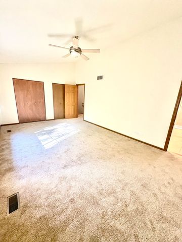 213 Pamela Drive, Bolingbrook, IL 60440