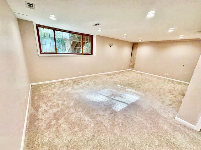 213 Pamela Drive, Bolingbrook, IL 60440