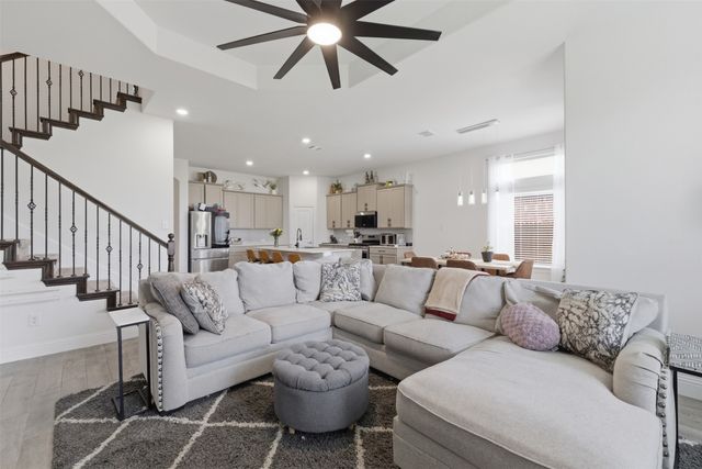 10916 Glover Lane, Aubrey, TX 76227