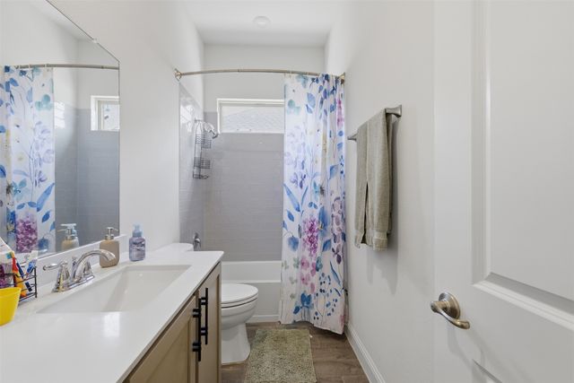 10916 Glover Lane, Aubrey, TX 76227
