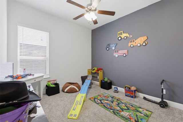 10916 Glover Lane, Aubrey, TX 76227