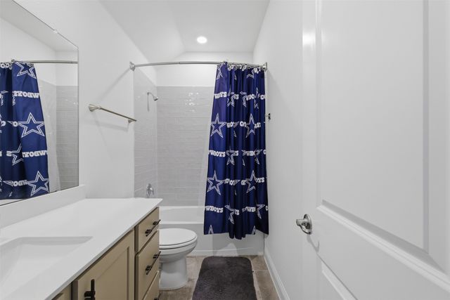 10916 Glover Lane, Aubrey, TX 76227