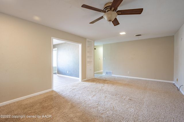 5405 Westgate Drive, Amarillo, TX 79106