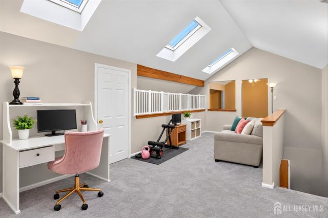 142 Beverly Hill Terrace H, Woodbridge Proper, NJ 07095