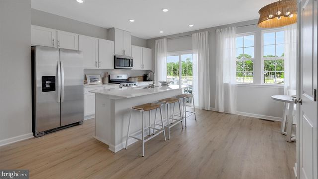 22 FOREST PARK DR, Waretown, NJ 08758