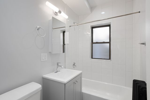 7512 N Eastlake Terrace 2E, Chicago, IL 60626