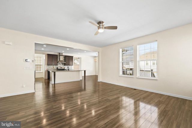 1725 HUDGINS FARM CIR, Fredericksburg, VA 22408