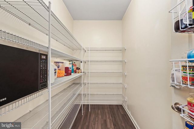 1725 HUDGINS FARM CIR, Fredericksburg, VA 22408